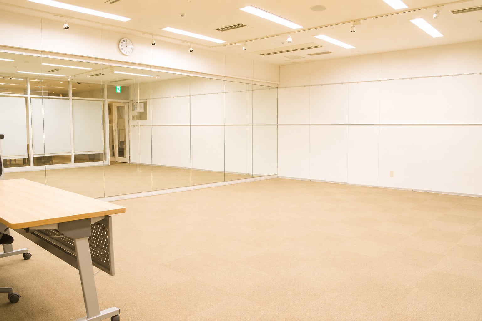 B6 Studio